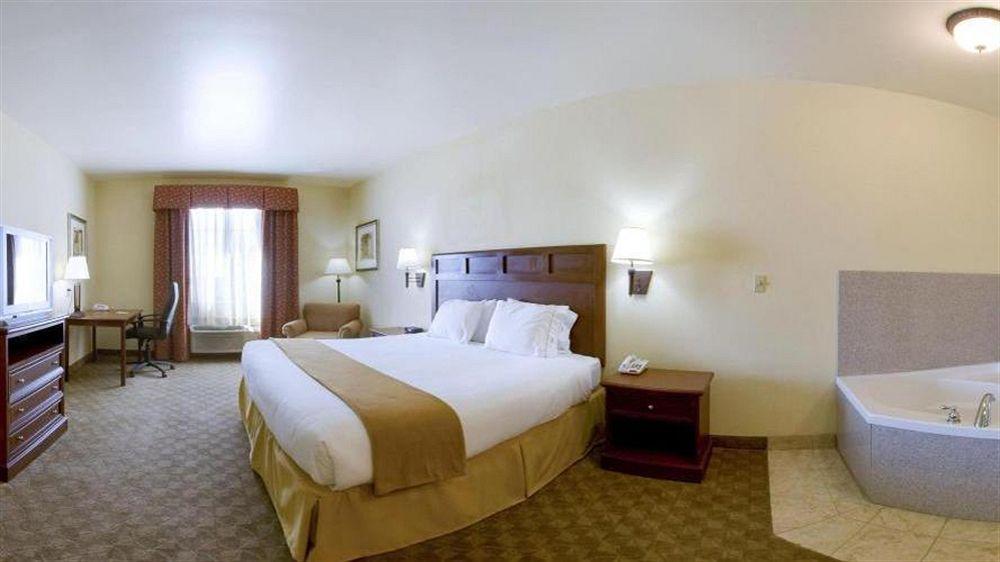 Holiday Inn Express Hotel & Suites Levelland By Ihg Exterior foto